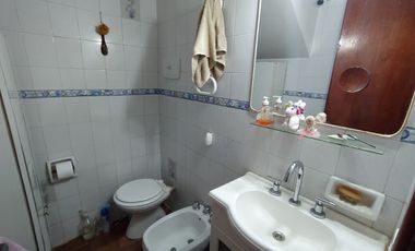 Chalet en venta de 3 dormitorios c/ cochera en San Bernardo