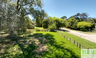 CHALET EN VENTA EN SIERRA DE LOS PADRES - RED GAS NATURAL EN SU VEREDA.