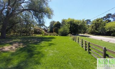 CHALET EN VENTA EN SIERRA DE LOS PADRES - RED GAS NATURAL EN SU VEREDA.