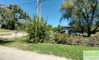 CHALET EN VENTA EN SIERRA DE LOS PADRES - RED GAS NATURAL EN SU VEREDA.