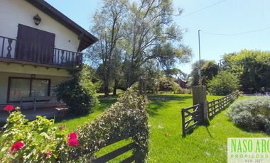 CHALET EN VENTA EN SIERRA DE LOS PADRES - RED GAS NATURAL EN SU VEREDA.