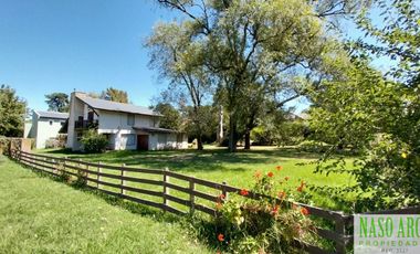 CHALET EN VENTA EN SIERRA DE LOS PADRES - RED GAS NATURAL EN SU VEREDA.
