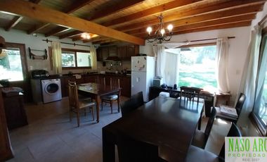 CHALET EN VENTA EN SIERRA DE LOS PADRES - RED GAS NATURAL EN SU VEREDA.