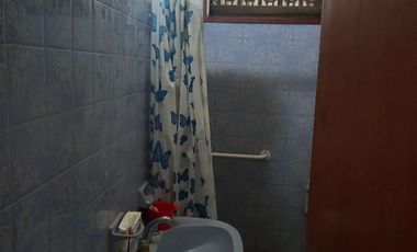 Casa en venta de 3 dormitorios c/ cochera en Castelar
