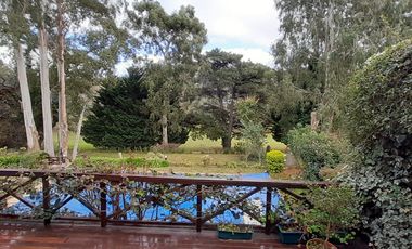 EXTRAORDINARIO CHALET SOBRE DOS LOTES LINDEROS AL GOLF