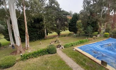 EXTRAORDINARIO CHALET SOBRE DOS LOTES LINDEROS AL GOLF