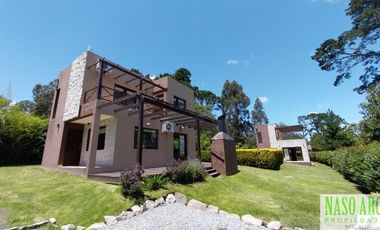 2 UNIDADES EN VENTA EN SIERRA DE LOS PADRES - LOTE: 1.000 M²
