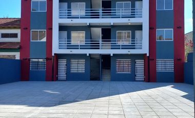 Departamento en venta de 2 dormitorios c/ cochera en San Bernardo