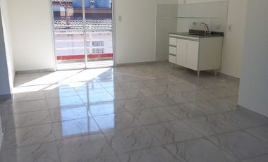 Departamento en venta de 2 dormitorios c/ cochera en San Bernardo