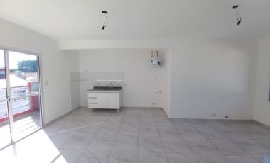 Departamento en venta de 2 dormitorios c/ cochera en San Bernardo