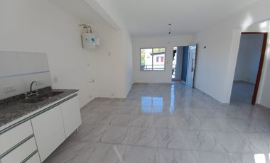 Departamento en venta de 2 dormitorios c/ cochera en San Bernardo