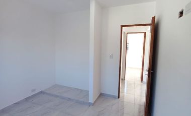 Departamento en venta de 2 dormitorios c/ cochera en San Bernardo