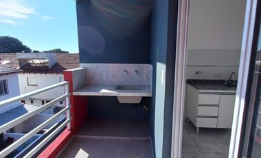 Departamento en venta de 2 dormitorios c/ cochera en San Bernardo
