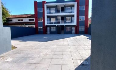 Departamento en venta de 2 dormitorios c/ cochera en San Bernardo