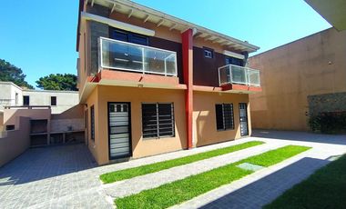 Dúplex en venta de 2 dormitorios c/ cochera en San Bernardo
