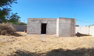 CASA A TERMINAR DE 45m2 CON CERRAMIENTO PERIMETRAL