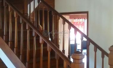 VENTA Esquina Campana CHALET hermoso ladrillos vista HOGAR DULCE HOGAR