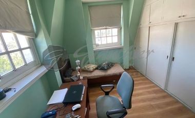 Elegante casa Venta En Zárate: Independencia 1350 mejor ubicación Estilo Francés