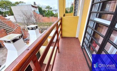 Dúplex en venta de 3 dormitorios c/ cochera en San Bernardo