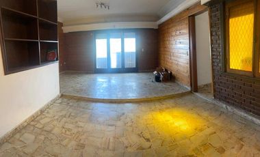 VENTA. Chalet 3 amb en Planta Alta con LOCAL. Zona Nueva Terminal, Mar de Plata