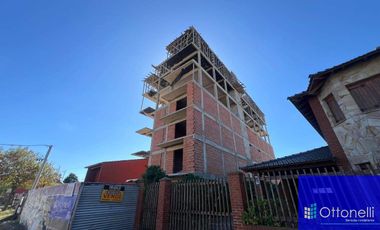 Departamento en venta de 2 dormitorios c/ cochera en Costa Azul