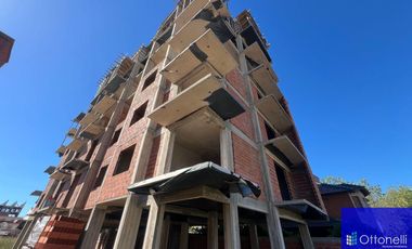 Departamento en venta de 2 dormitorios c/ cochera en Costa Azul