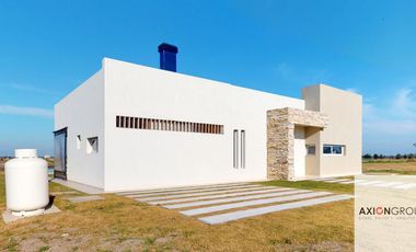 Ruta 2 y Calle 90, Campos de La Enriqueta-Casa en entorno natural