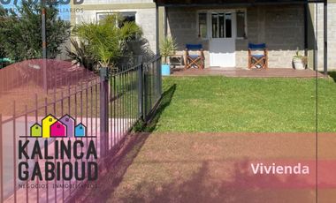 Casa quinta en venta de 530m2 ubicado en Colonia Elía