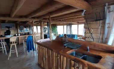 FINA PATAGONIA. Casa en venta de 3 dormitorios c/ cochera en Junín de los Andes
