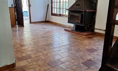 Casa en venta de 3 dormitorios c/ cochera en Cinco Saltos