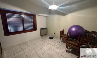 Casa en venta de 5 dormitorios c/ cochera en La Plata