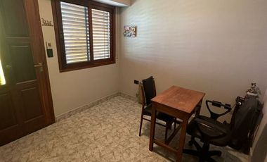 Casa en venta de 5 dormitorios c/ cochera en La Plata