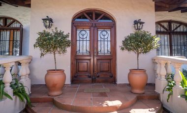 Casa en venta de 4 dormitorios en Parque Luro