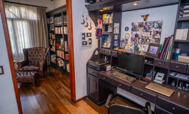 Casa en venta de 4 dormitorios en Parque Luro
