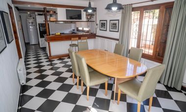 Casa en venta de 4 dormitorios en Parque Luro