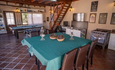 Casa en venta de 4 dormitorios en Parque Luro