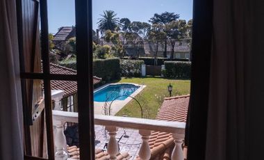 Casa en venta de 4 dormitorios en Parque Luro