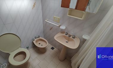 Dúplex en venta de 2 dormitorios c/ cochera en Costa Azul