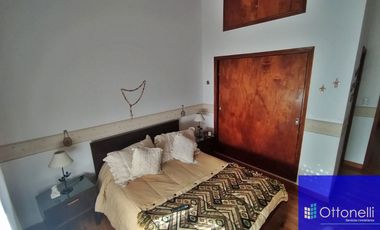 Dúplex en venta de 4 dormitorios c/ cochera en San Bernardo