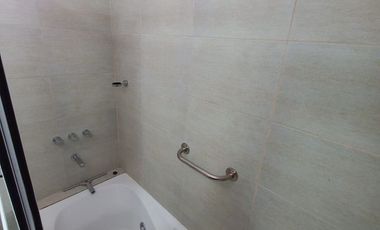 Casa en venta de 5 dormitorios c/ cochera en Mar de Ajo