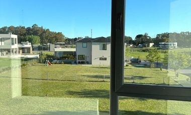 Casa en venta de 4 dormitorios c/ cochera en Otros Barrios