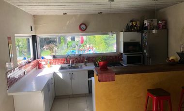 Casa en alquiler temporario de 4 dormitorios c/ cochera en San Miguel