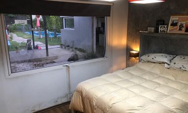 Casa en alquiler temporario de 4 dormitorios c/ cochera en San Miguel