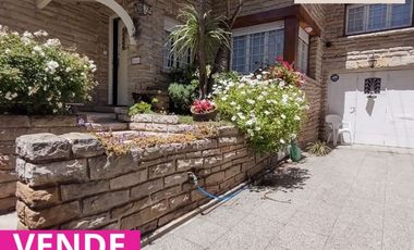 EN VENTA, Chalet de 4 ambientes con garage. Zona Chauvin, Mar del Plata