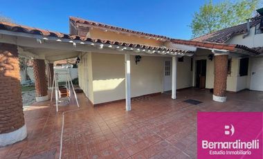 Casa en venta de 5 dormitorios c/ cochera en José C. Paz