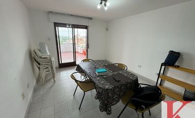 DEPARTAMENTO DE 3 DORMITORIOS CON BAÑO EN SUITE Y BALCON CON ASADOR