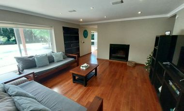 OPORTUNIDAD!! CHALET EN VENTA EN SIERRA DE LOS PADRES UNICA - TOMA DPTO. EN MDP