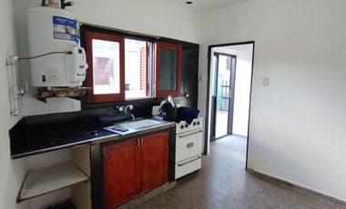 Casa en venta de 3 dormitorios c/ cochera en Yocsina
