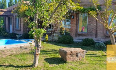 Casa quinta en venta de 10500m2 ubicado en Contralmirante Cordero