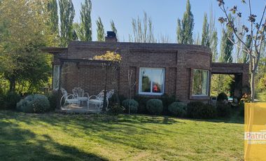 Casa quinta en venta de 10500m2 ubicado en Contralmirante Cordero